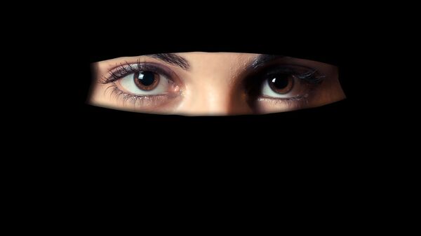 Muslim girl in veil - Sputnik International