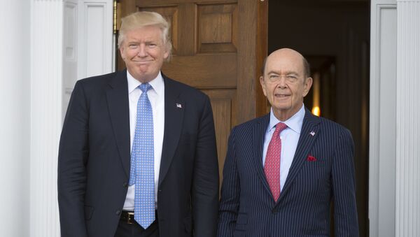 President-elect Donald Trump meets with Wilbur Ross at the clubhouse of Trump National Golf Club November 20, 2016 in Bedminster, New Jersey. - Sputnik International