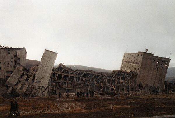 View of the rubble of the devastated town of Spitak, on December 12, 1988, after an earthquake hit Armenia, on December 7, 1988. (File) - Sputnik International