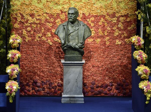 A bust of Swedish industrialist and armaments manufacturer Alfred Nobel is pictured on the stage of Stockholm Concert Hall prior to the 2015 Nobel prize award ceremony on December 10, 2015 A bust of Swedish industrialist and armaments manufacturer Alfred Nobel is pictured on the stage of Stockholm Concert Hall prior to the 2015 Nobel prize award ceremony on December 10, 2015 - Sputnik International