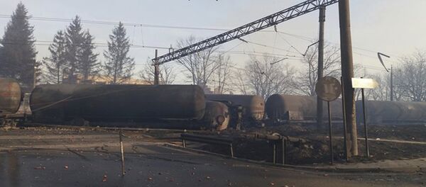 In this photo released by Bulgarian Interior Ministry, burned containers are seen derailed after an explosion upon derailment in the village of Hitrino in Bulgaria Saturday, Dec 10, 2016 In this photo released by Bulgarian Interior Ministry, burned containers are seen derailed after an explosion upon derailment in the village of Hitrino in Bulgaria Saturday, Dec 10, 2016 - Sputnik International