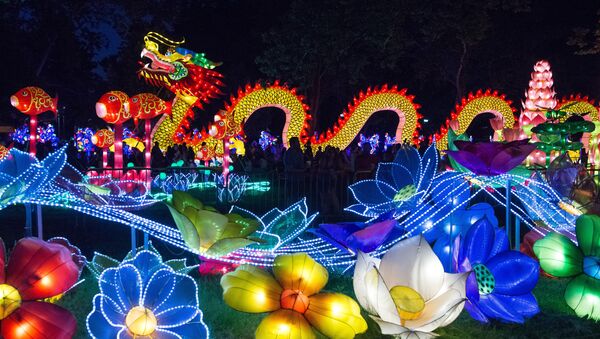 An illuminated dragon is displayed at the Philadelphia Chinese Lantern Festival at Franklin Square in Philadelphia, Pennsylvania on Saturday, May 28, 2016 in New York - Sputnik International