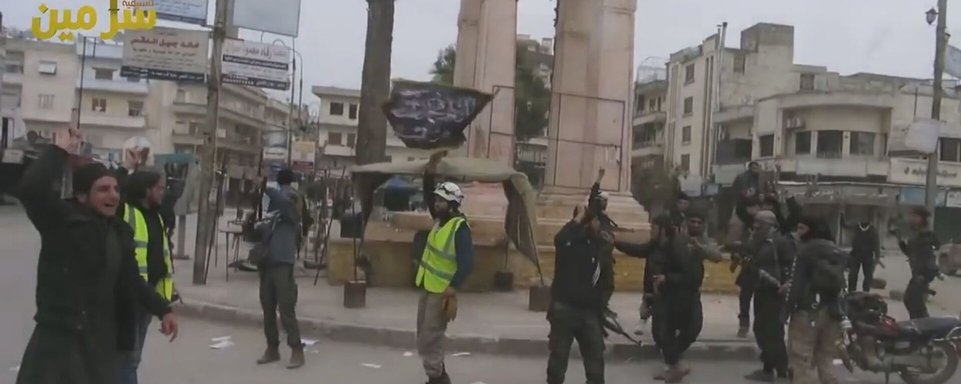 White Helmets, seen here celebrating with Nusra extremists - Sputnik International, 1920, 18.03.2017