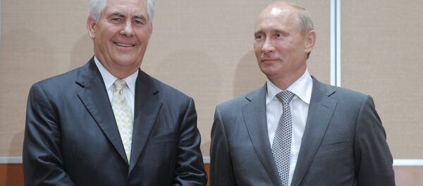 Rex Tillerson and Vladimir Putin Rex Tillerson and Vladimir Putin - Sputnik International