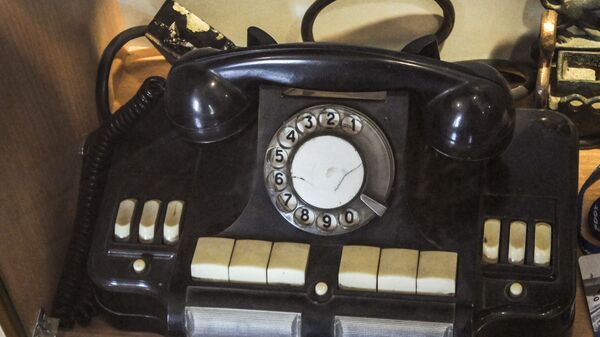 An old telephone in a museum - Sputnik International
