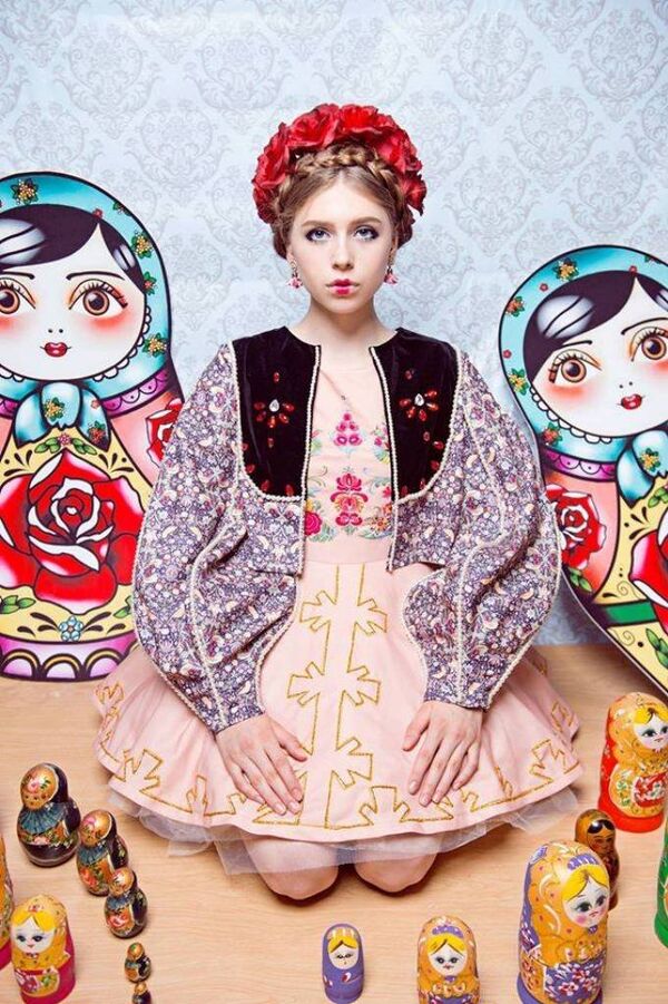 Model - Sputnik International