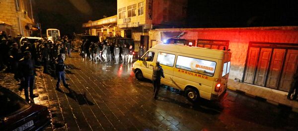 Jordanian policemen and an ambulance are seen in the vicinity of Karak Castle in the city of Karak, Jordan, December 18, 2016 Jordanian policemen and an ambulance are seen in the vicinity of Karak Castle in the city of Karak, Jordan, December 18, 2016 - Sputnik International