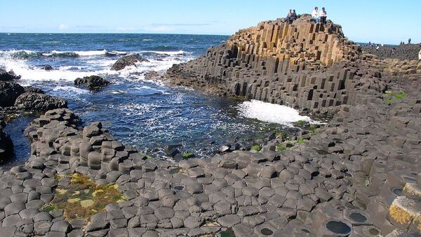Columns of basaltic rock at the Giant's Causeway in Northern Ireland - Sputnik International