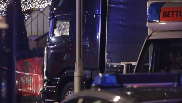 A truck which ran into a crowded Christmas market in Berlin, Germany, Monday, Dec. 19, 2016. - Sputnik International