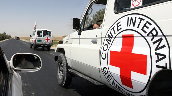 The vehicles of the International Committee of the Red Cross carry Taliban representatives on the way to the Afghan Red Crescent Society of Gazni province, where the Taliban and South Korean delegations are expected to discuss on the case of the South Korean hostages in the city of Ghazni province, west of Kabul, Afghanistan on Tuesday, Aug. 28, 2007 - Sputnik International