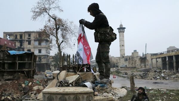Servicemen in the liberated district of eastern Aleppo. file photo - Sputnik International