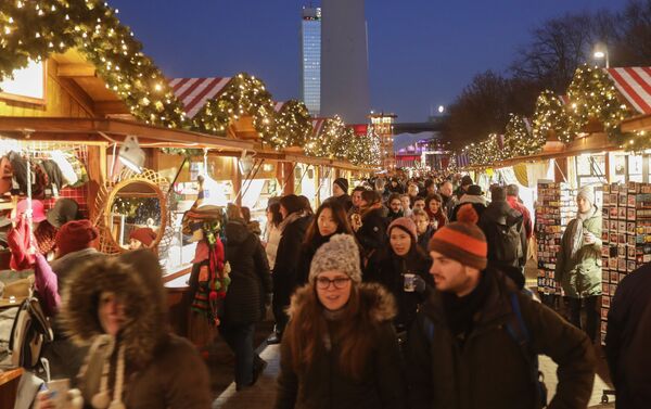 Berlin Christmas Market Reopens After Deadly Truck Attack - Sputnik International