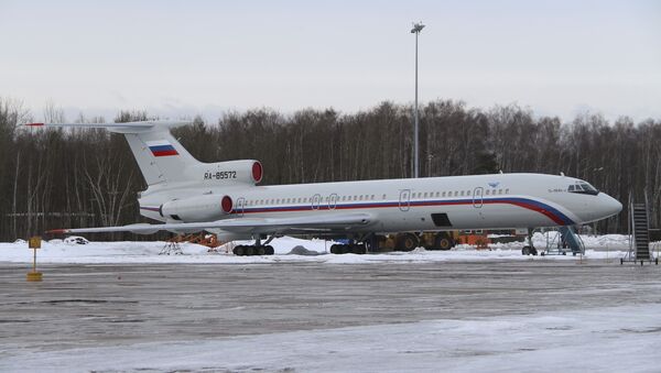 A Tupolev Tu-154 stands on the tarmac of the Chkalovsky military airport north of Moscow, Russia. (File) - Sputnik International