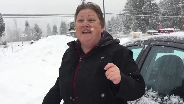 Surprising my Mom for Christmas - Sputnik International