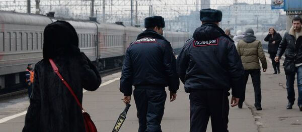 Police officers patrol Moscow's Kazan Train Station. File photo Police officers patrol Moscow's Kazan Train Station. File photo - Sputnik International