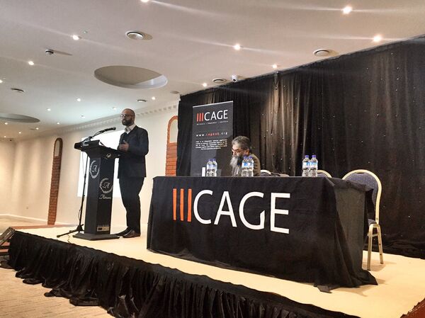 Research Director Asim Qureshi from CAGE NGO delivering findings from his report and Director of NGO Dr. Adnan Siddiqui Research Director Asim Qureshi from CAGE NGO delivering findings from his report and Director of NGO Dr. Adnan Siddiqui - Sputnik International