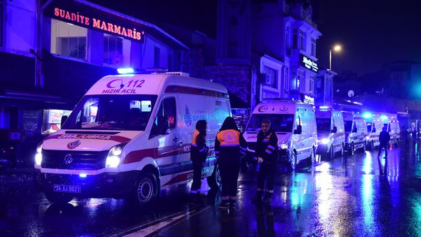 Ambulances are seen at the site of an armed attack January 1, 2017 in Istanbul. - Sputnik International