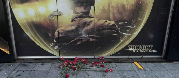 Flowers are placed outisde the Reina nightclub by the Bosphorus, which was attacked by a gunman, in Istanbul, Turkey, January 1, 2017. - Sputnik International