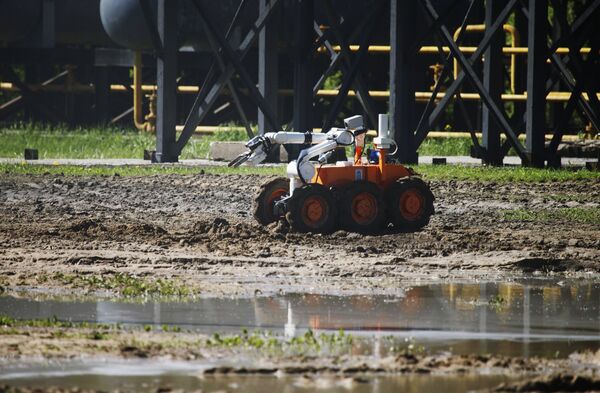 A radiation and chemical reconnaissance robot - Sputnik International