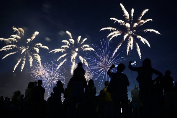 The World Bathed in Backlight - Sputnik International