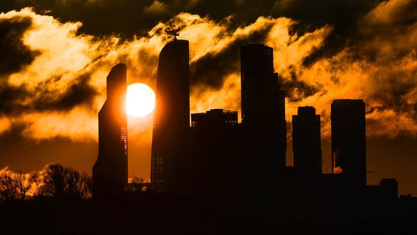 Sunrise over the Moscow City district - Sputnik International