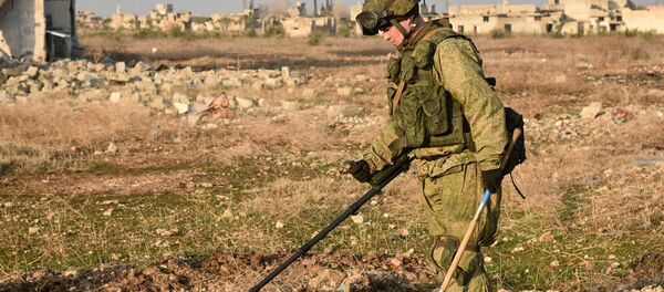 Military engineers of the Russian Army's international counter-mine center continue the demining operation in eastern Aleppo, Syria Military engineers of the Russian Army's international counter-mine center continue the demining operation in eastern Aleppo, Syria - Sputnik International