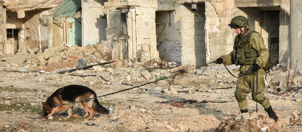 Military engineers of the Russian Army's international counter-mine center continue the demining operation in eastern Aleppo, Syria - Sputnik International
