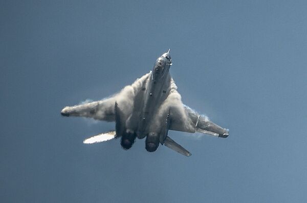 A Mikoyan-Gurevich MiG-35 Fulcrum-F fighter performs demonstration flight during the International Aerospace Salon (MAKS 2015) in Zhukovsky near Moscow A Mikoyan-Gurevich MiG-35 Fulcrum-F fighter performs demonstration flight during the International Aerospace Salon (MAKS 2015) in Zhukovsky near Moscow - Sputnik International
