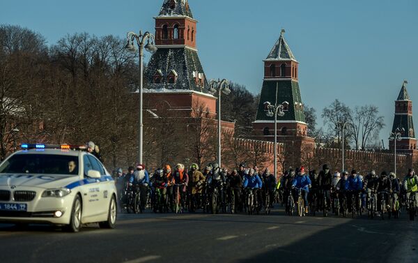 Second Winter Bicycle Parade in Moscow - Sputnik International
