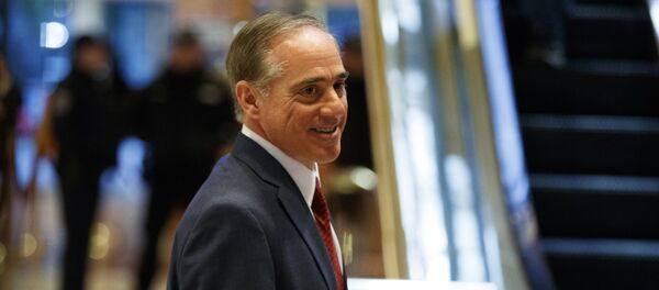 David Shulkin, the Under Secretary of Health at the Department of Veterans Affairs, leaves a meeting with President-elect Donald Trump at Trump Tower, Monday, Jan. 9, 2017, in New York - Sputnik International