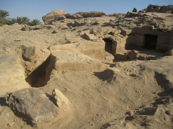 One of 12 newly discovered ancient Egyptian cemeteries dating back to the New Kingdom era and specifically the reigns of phaoroes Thutmose III and Amenhotep II, at Gabal al-Silsila or Chain of Mountains area in Upper Egypt, north of Aswan, January 11, 2017 - Sputnik International