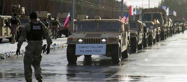American soldiers are pictured during a welcome ceremony at the Polish-German border in Olszyna, Poland on January 12, 2017 - Sputnik International