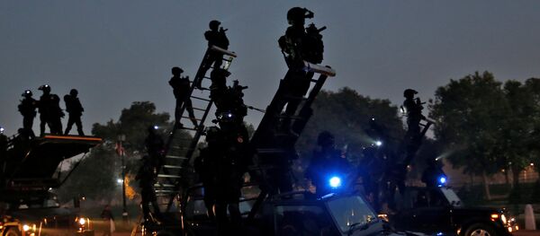 Commando's take part in a rehearsal for India's Republic Day parade in New Delhi, India January 10, 2017 - Sputnik International