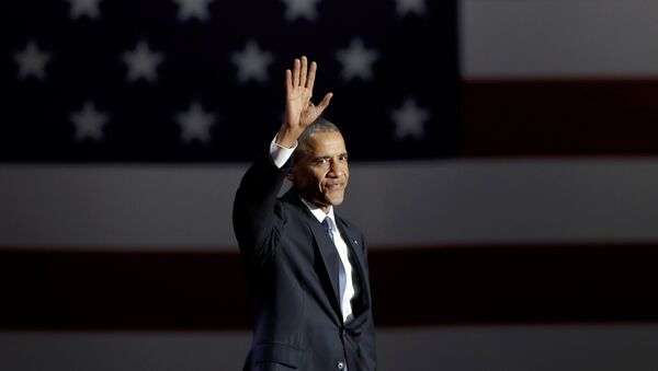 U.S. President Barack Obama acknowledges the crowd as he arrives to deliver his farewell address in Chicago, Illinois, U.S., January 10, 2017 - Sputnik International