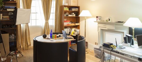 Assange's room - Sputnik International