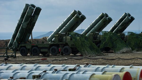 S-400 regiment enters on duty in Crimea - Sputnik International