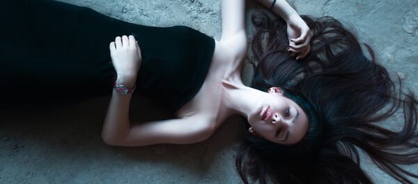 Girl Girl - Sputnik International