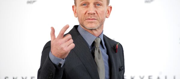 British actor Daniel Craig gestures as he poses for photographers at a photocall to announce the start of production of the 23rd film in the James Bond series; 'Skyfall', in central London on November 3, 2011. British actor Daniel Craig gestures as he poses for photographers at a photocall to announce the start of production of the 23rd film in the James Bond series; 'Skyfall', in central London on November 3, 2011. - Sputnik International
