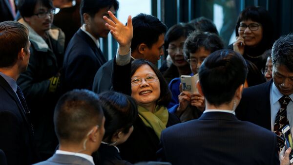 Taiwan President Tsai Ing-wen waves to supporters (File) - Sputnik International