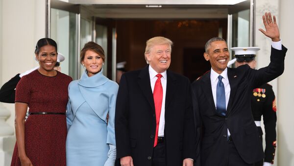Barack Obama(R) and Michelle Obama(L) welcome Donald Trump(2nd-R) and his wife Melania to the White House in Washington, DC January 20, 2017 - Sputnik International