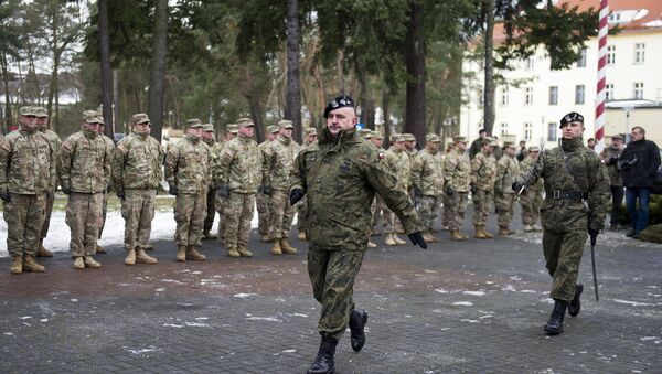 General Jaroslaw Mika marching before US soldiers during the welcome ceremony at the Polish military base in Zagan, Poland on January 12, 2017 - Sputnik International