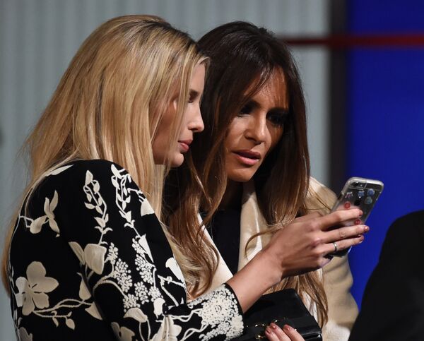 What Does Melania Think of Ivanka Trump? What Does Melania Think of Ivanka Trump? - Sputnik International