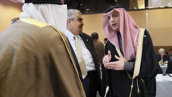 Saudi Foreign Minister Adel al-Jubeir (R) speaks as the Bahraini Foreign Minister Khalid bin Ahmed al-Khalifa (C) listens on at the opening of the Mideast peace conference in Paris on January 15, 2017. - Sputnik International