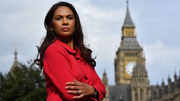 Gina Miller, co-founder of investment fund SCM Private, poses for a photograph near the Houses of Parliament in central London on October 12, 2016. - Sputnik International