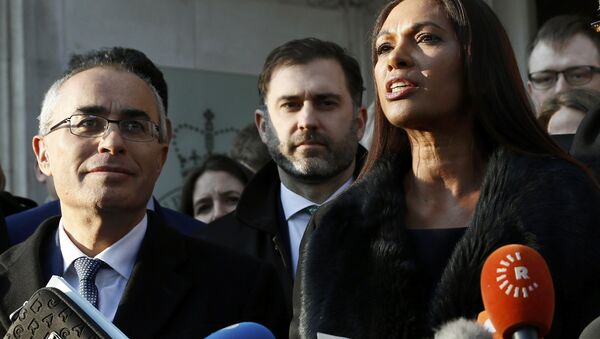 Gina Miller speaks outside the Supreme Court following the decision of a court ruling that Theresa May's government requires parliamentary approval to start the process of leaving the European Union, in Parliament Square, central London, Britain, January 24, 2017. - Sputnik International