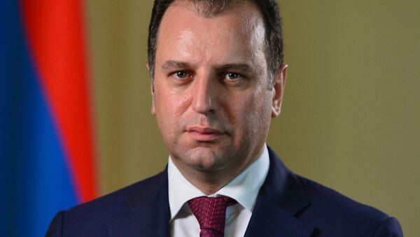 Armenian Defense Minister Vigen Sargsyan - Sputnik International