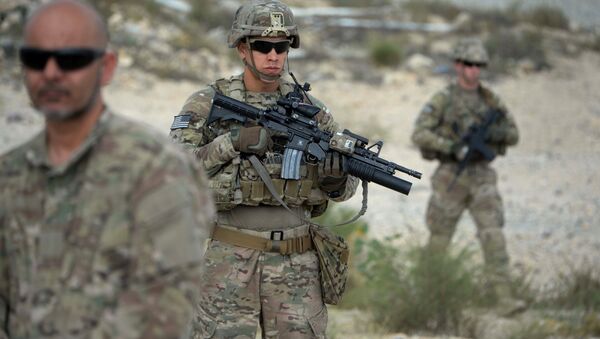 US soldiers part of NATO patrol during the final day of a month long anti-Taliban operation by the Afghan National Army (ANA) in various parts of eastern Nangarhar province, at an Afghan National Army base in Khogyani district on August 30, 2015 - Sputnik International