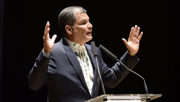 Ecuador's President, Rafael Correa, speaks during the Valencia cultural night at the Palacio de Congresos in Valencia on January 29, 2017 - Sputnik International