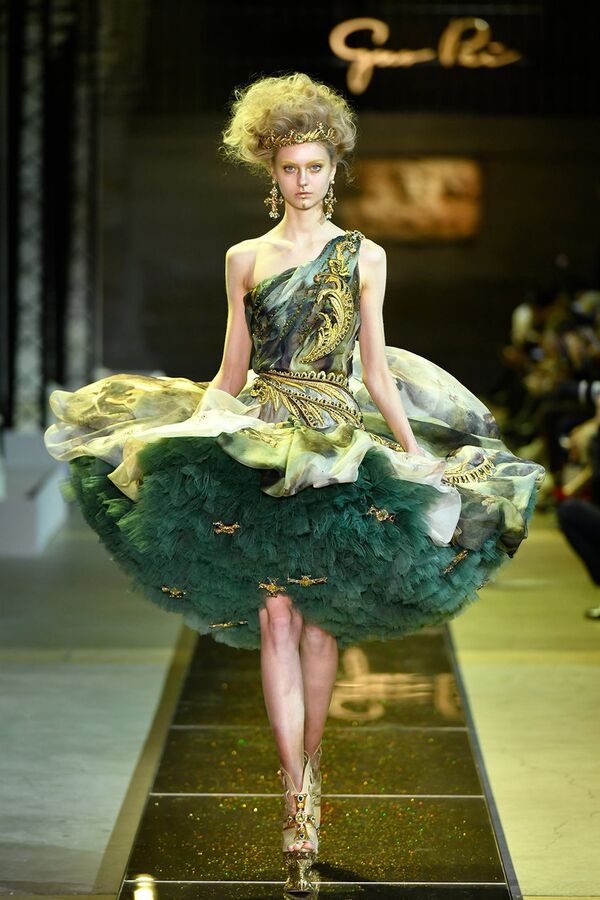 Legend: Spring/Summer 2017 by GUO PEI - Sputnik International