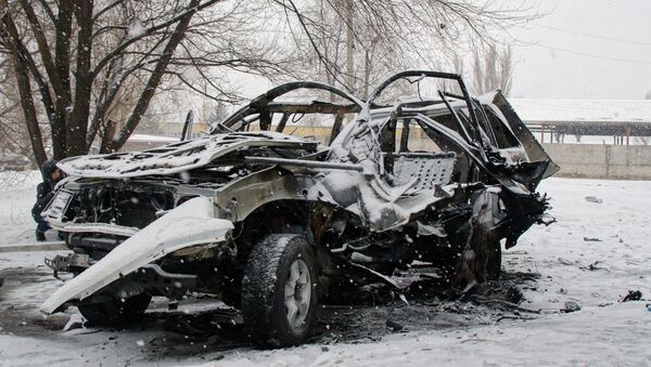 Car explodes in Luhansk - Sputnik International